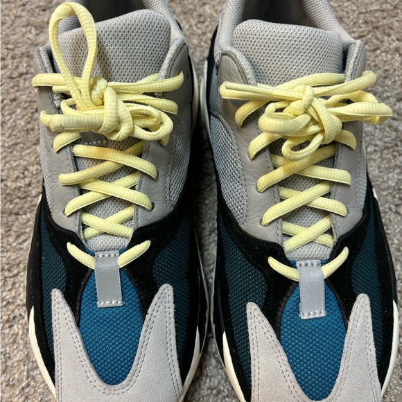 Yeezy Boost 700 “Wave Runner” - Picture 3 of 8
